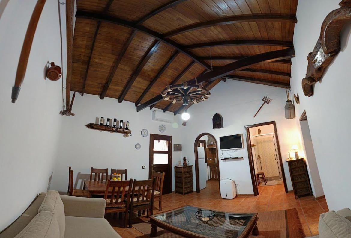 Finca Los Arcos Del Laurel Moya  Exterior photo